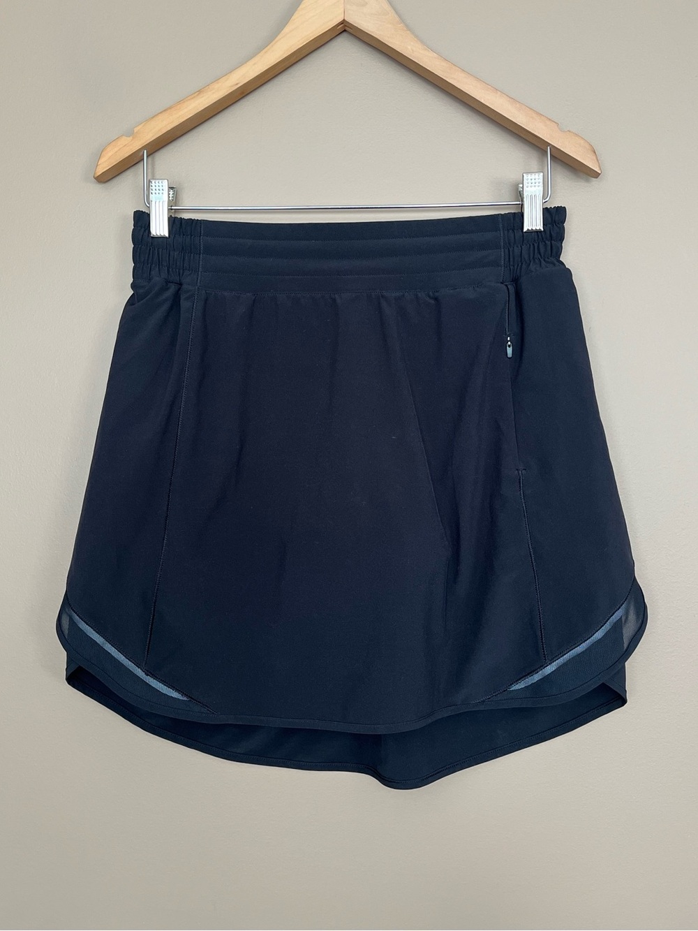 {Lululemon} Hotty Hot High-Rise Skirt Long in Black - Womens 8
